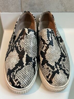 Snake Print Slip-On Shoes